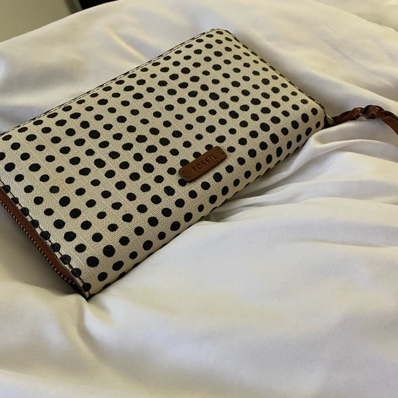 Fossil RFID clutch wallet - Picture 2 of 3